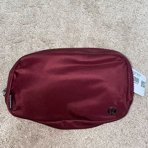 NWT Lululemon EBB in Red Merlot